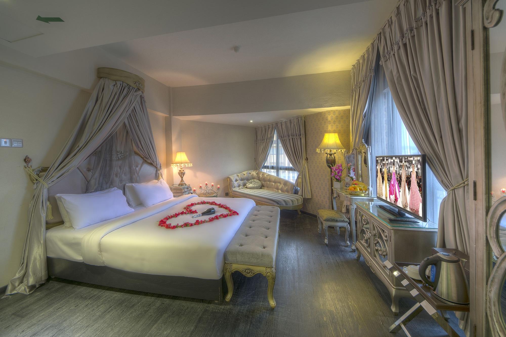 Hotel Arenaa Batik Boutique à Kuantan Extérieur photo