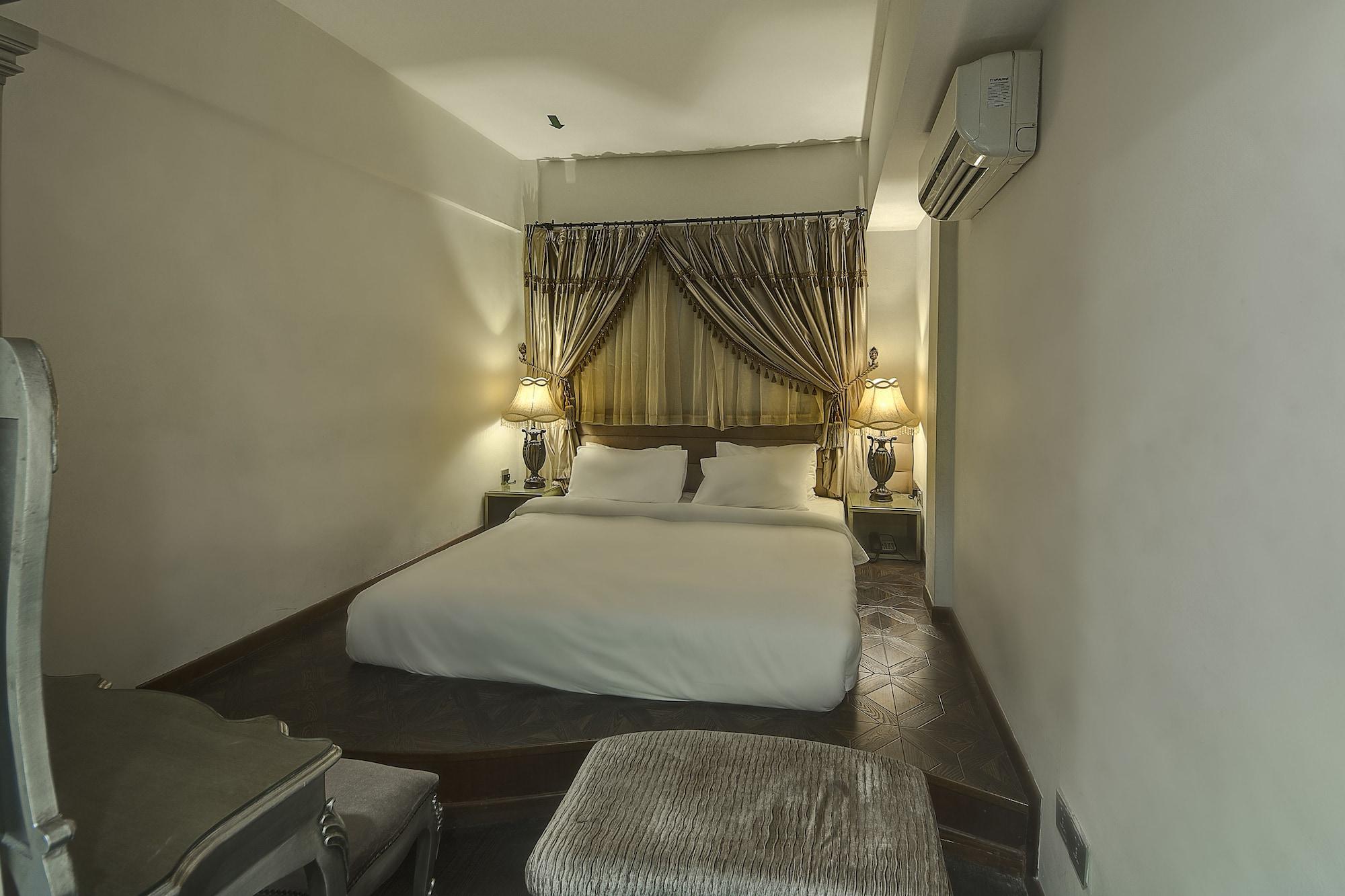 Hotel Arenaa Batik Boutique à Kuantan Extérieur photo