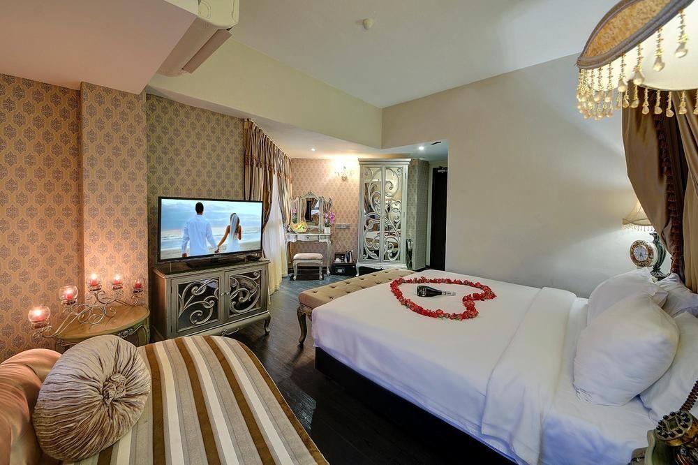 Hotel Arenaa Batik Boutique à Kuantan Extérieur photo