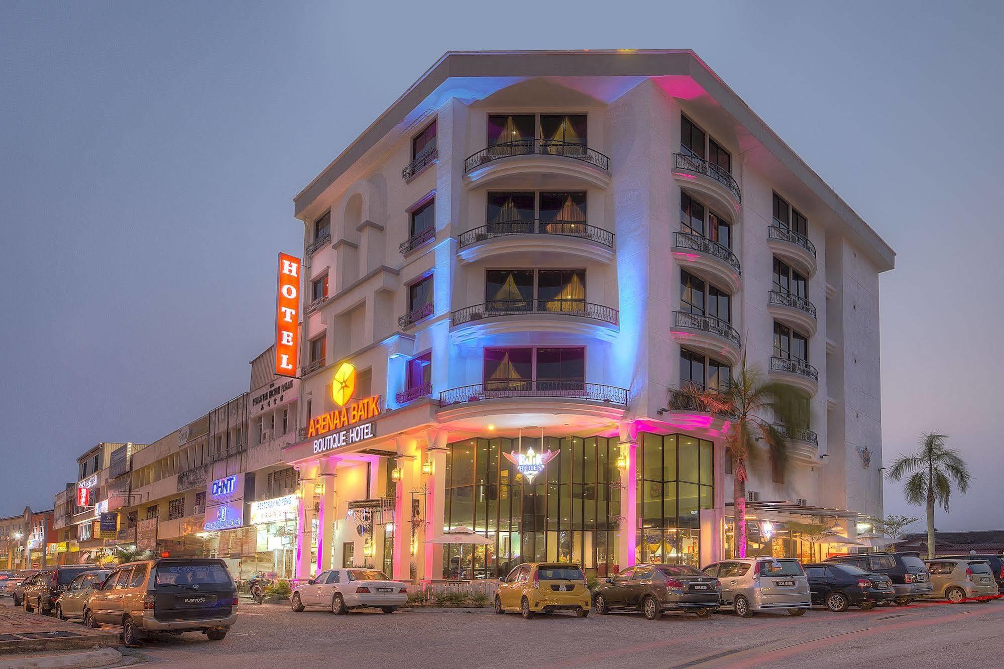 Hotel Arenaa Batik Boutique à Kuantan Extérieur photo